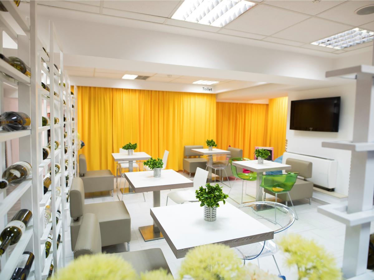 Hotel Ibis Styles Skopie Exterior foto